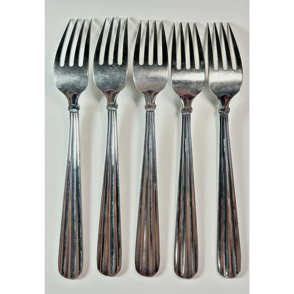 ONEIDA Unity Stainless USA ,Set of 5  8.5